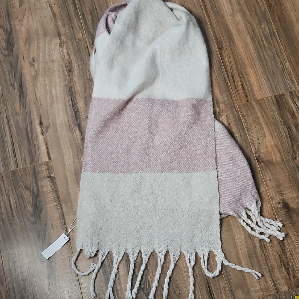Gentle Fawn Huntington Color Block Cream And Pink Plaid Scarf NWT